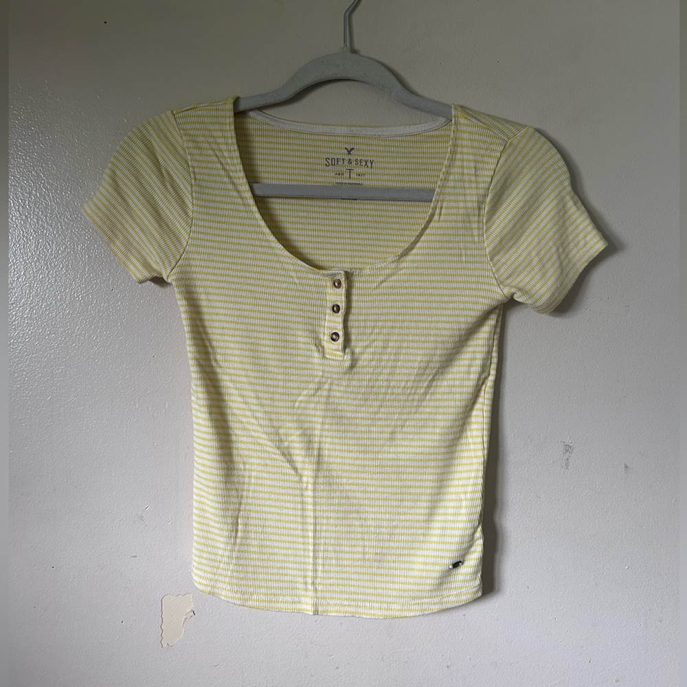 American eagle t shirt